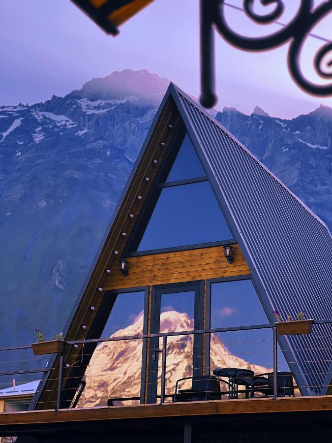 Отель Pyramid Kazbegi Экстерьер фото